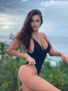 Fiona escort in Dubai